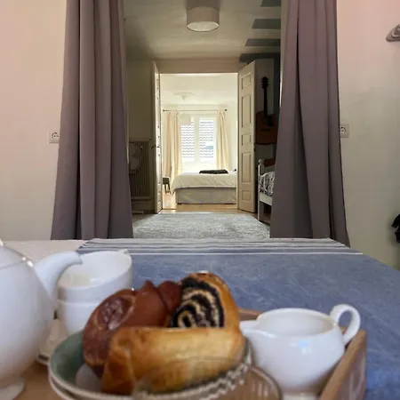 Ruhig Trotz Stadtzentrum Mit Parkplatz Auf Privatgrundstueck 霍恩埃姆斯